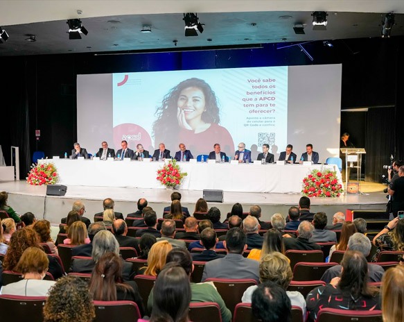 Abertura do congresso recebe prefeito Ricardo Nunes e lideranças estratégicas da odontologia nacional